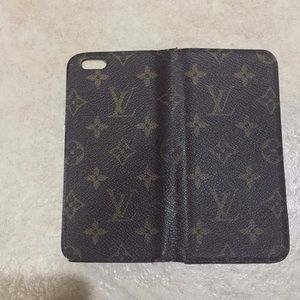 💯 Authentic Louis Vuitton iPhone 6plus case